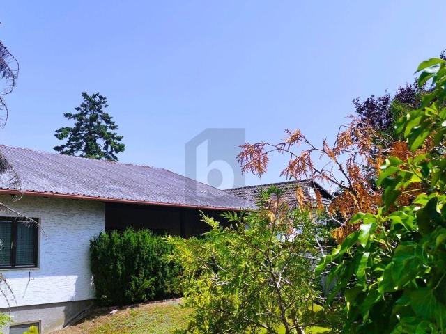 BUNGALOW IN VERKEHRSBERUHIGTER SIEDLUNG