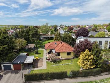 Bungalow in Waldenburg | 900 m² Grundstück | Kamin | Einliegeropt