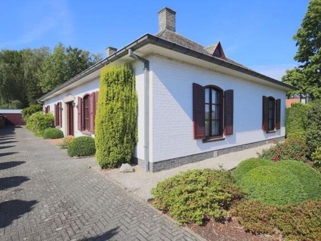 Bungalow met ruime zolder