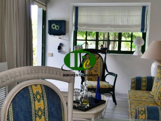 Bungalow mit 1 Schlafzimmer und großem Gartenbereich