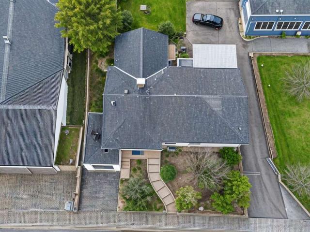 Bungalow mit Garten: Perfekt für Wohnen & Arbeiten
