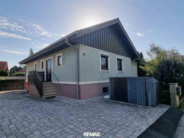 Bungalow mit Garten und Terrasse in Groß Sierning