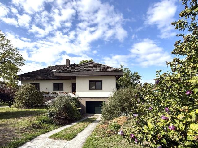 Bungalow mit mehr als 2.000 qm Garten & Pool inmitten von Erlauf!
