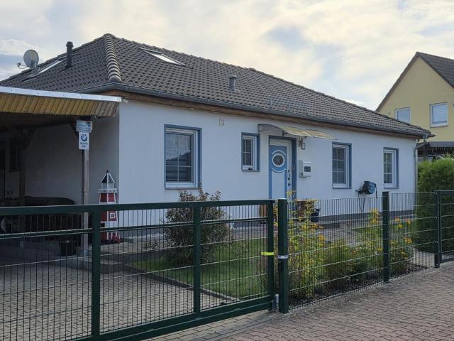 Bungalow mit Photovoltaikanlage