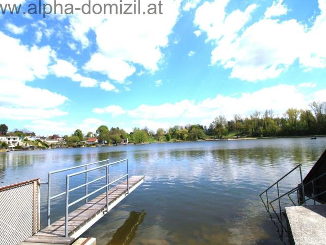 Bungalow mit wunderschönem Garten in Seenähe