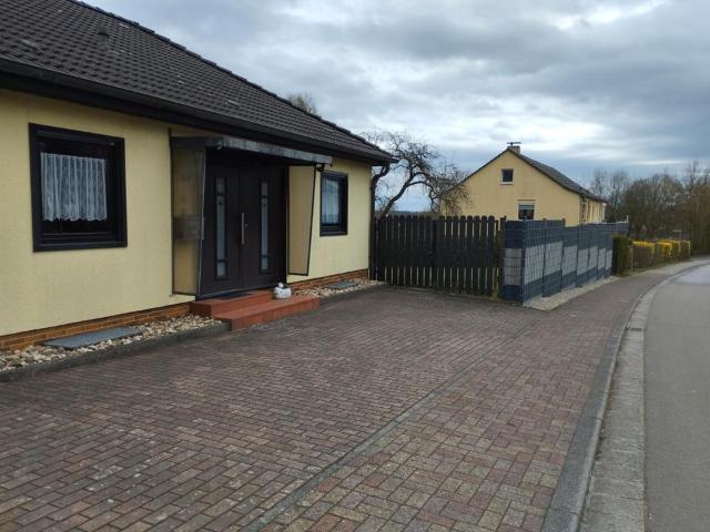 Bungalow mit zusätzlichem Bauplatz