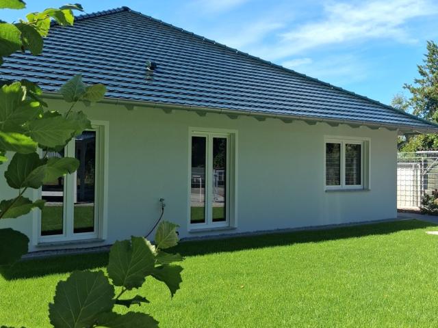 Bungalow Neubau Doppelhaushälfte in ruhiger grüner Randlage in Cottbus Kiekebusch