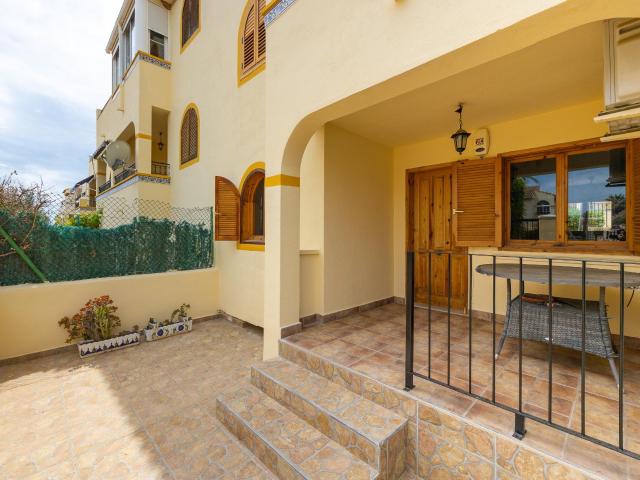 Bungalow planta baja en Torre la mata