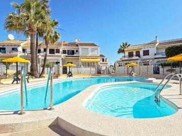 Bungalow planta baja en venta en Torrevieja 74m² Torrevieja