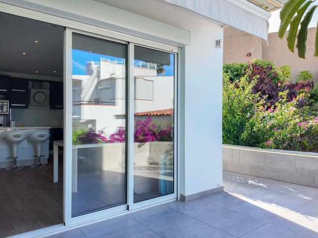 Bungalow recién reformado junto a la playa
