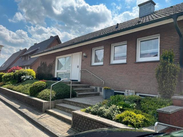 Bungalow sehr zentral, sehr schöne Lage top gepflegt