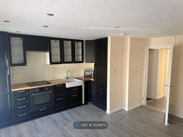 Bunkers Hill Lane, Bilston WV14, 1 bed flat to rent, £800 pcm | PrimeLocation