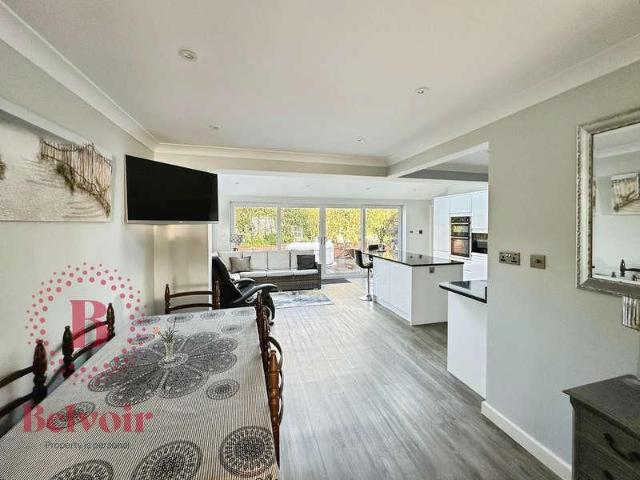 Bunn Road, Exmouth, EX8