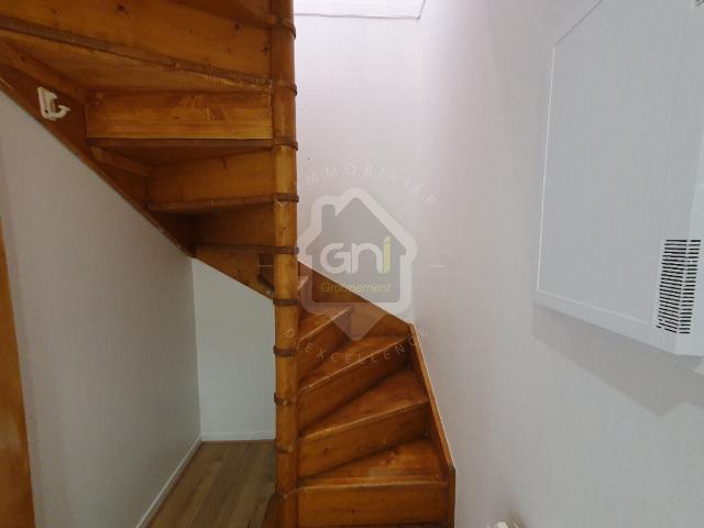 Buc Rue Louis Blériot 2 pièces en duplex