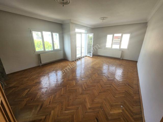 Buca Menderes Mah, 3+1, Doğalgazlı, Kiralık Daire