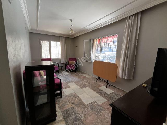 Buca Menderes Mah. Heykel/iibf Yürüme Mesafesi 2+1 Eşyalı Daire!