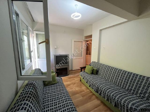 Buca Ŭniversıte Yakını Eşyalı 3+1 Daire