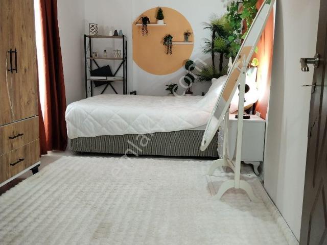 Buca Atatürk Mahallesi'nde Ful Eşyalı 1+1 Kiralık Daire