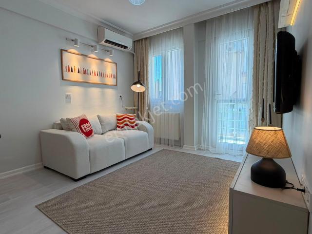 Buca Atatürk Mahallesinde / Kampüs Karşısı / Sıfır Eşyalı / Balkonlu / Arakat / Kiralık 1+1