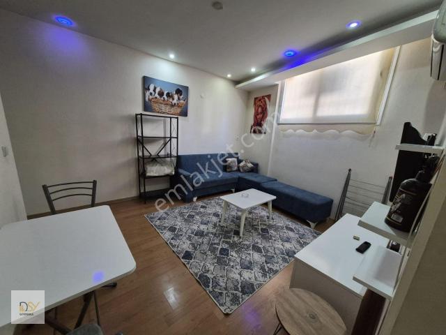 Buca Atatürk Mahallesinde Kiralık 1+1 Çift Klimalı Eşyalı Ev