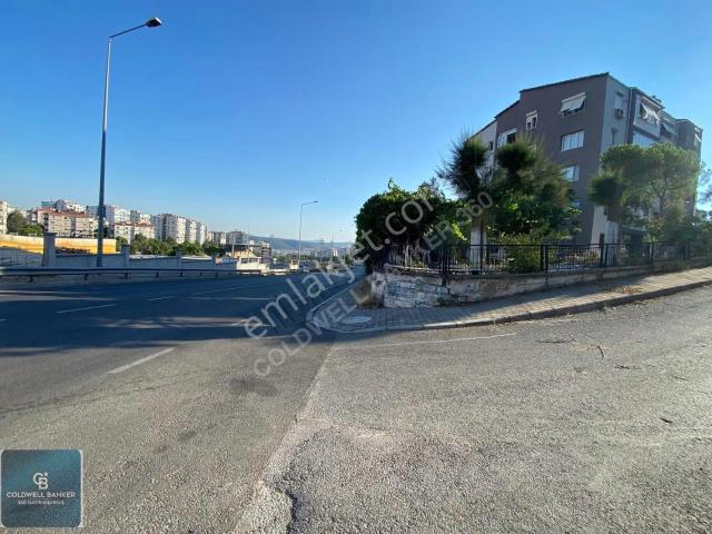 Buca Çağdaş Mah. Satılık 3+1 Daire Yeni Yapılan Diş Has. Karşısı
