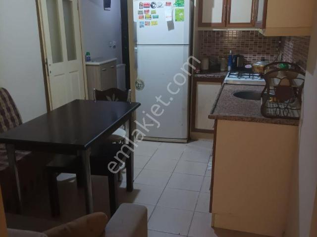 Buca Adatepe 1.sk'ta 2+0 Kısmi Eşyalı & Doğalgazlı