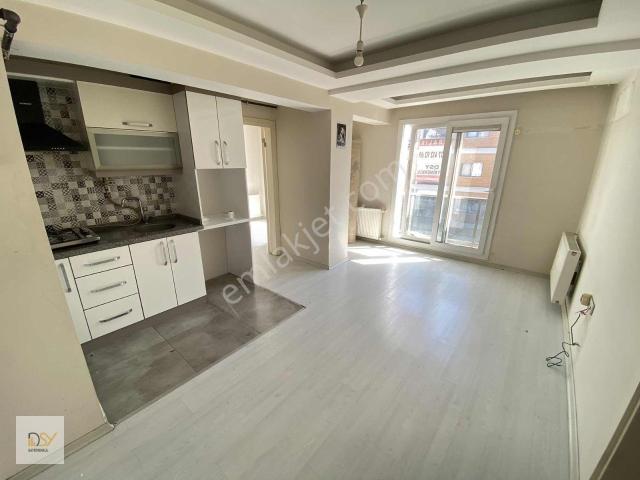 Buca Adatepe Mahallesinde Kiralık 1+1 Doğalgazlı Arakat Daire
