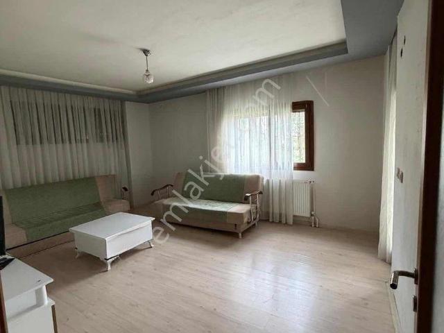 Buca Adatepe Mahallesinde Kiralık 2+0 Doğalgazlı Eşyalı Ev