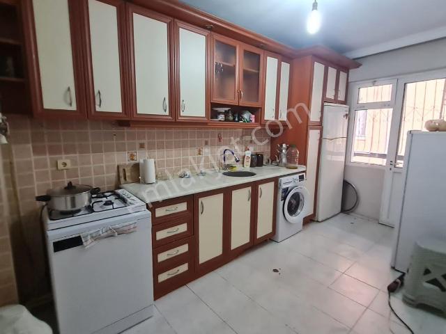 Buca Adatepe'de i.b.f 9çeşmeler Kampüs Yanında Satılık 3+1 Geniş Bahçe Ters Dubleks Daire