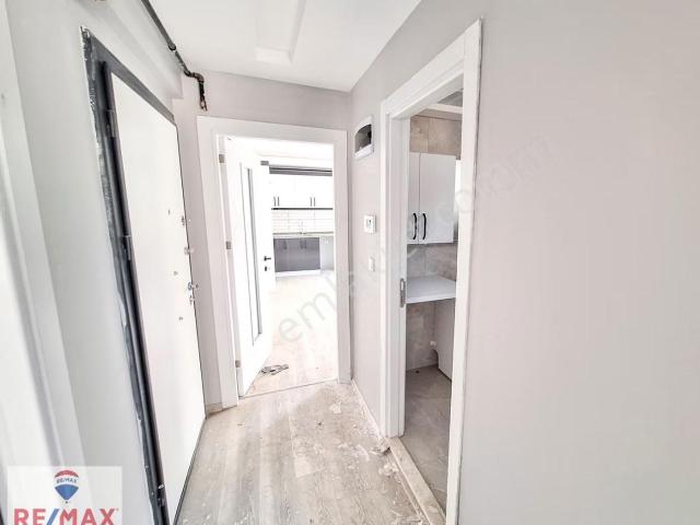 Buca Çamlıpınar Mah. Satılık 2+1 Remax Jolly Serdar Yakın