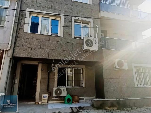 Buca Da Büyük 1+1 Satılık Daire Fırsatı