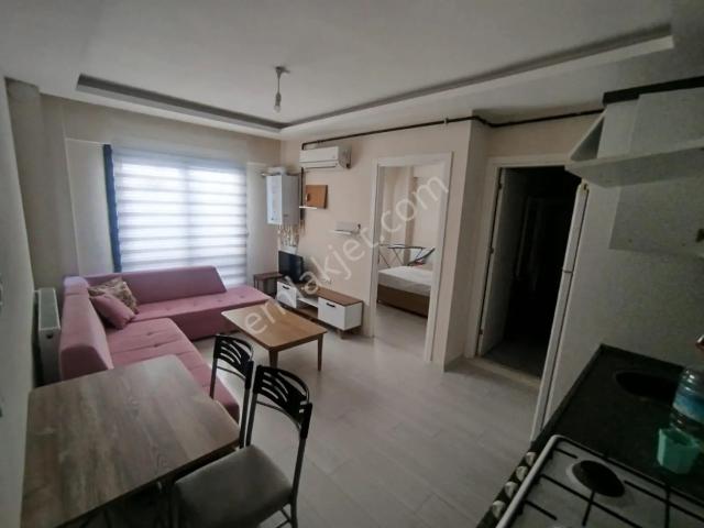 Buca Da Üniversite Ye Yürüyüş Mesafesinde 1+1 Doğlagazlı Full Eşyalı Öğrenciye Uygun Kiralık Daire