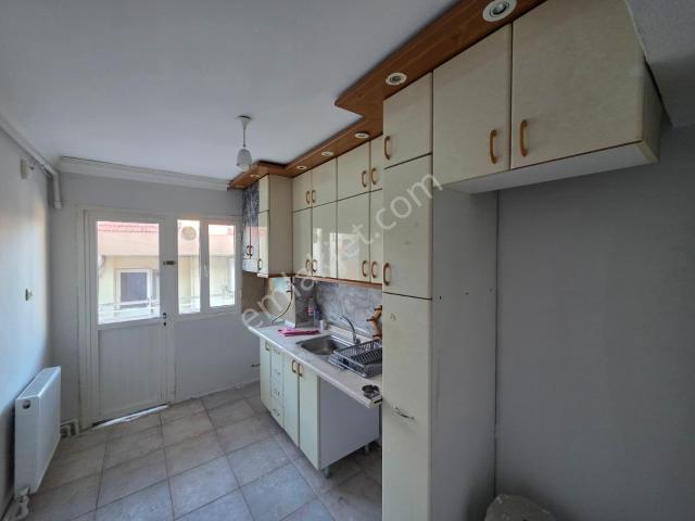 Buca Emlak Tan Kiralık 3+1 Doğalgazlı Daire İşçievleri Buca