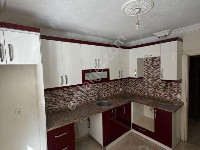 Buca Fırat Mah. 2+1 95 M2 Yüksek Giriş Katı Doğalgazlı Kiralık Daire