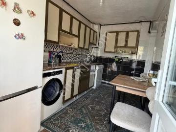 Buca Gediz'de Doğal Gazlı 2+1 Kapalı Mutfak Satılık