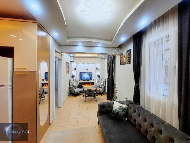 Buca Göksu Mah/de Satılık 2+1 D.gazlı Bakımlı Daire