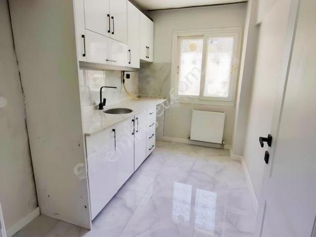 Buca Göksu Mah/de Satılık 2+1 D.gazlı Bahçeli Hesaplı Daire