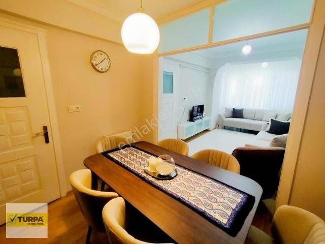 Buca Göksuda Cadde Üzeri İzban Yakını Bakımlı Satılık 2+1