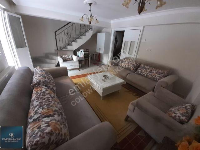 Buca İbf Yakını Ful Eşyalı Bahçeli Kiralık 2+1 Dubleks Daire