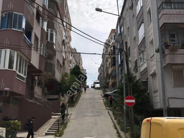 Buca İnönü Cadde Üzerinde Satılık Daire