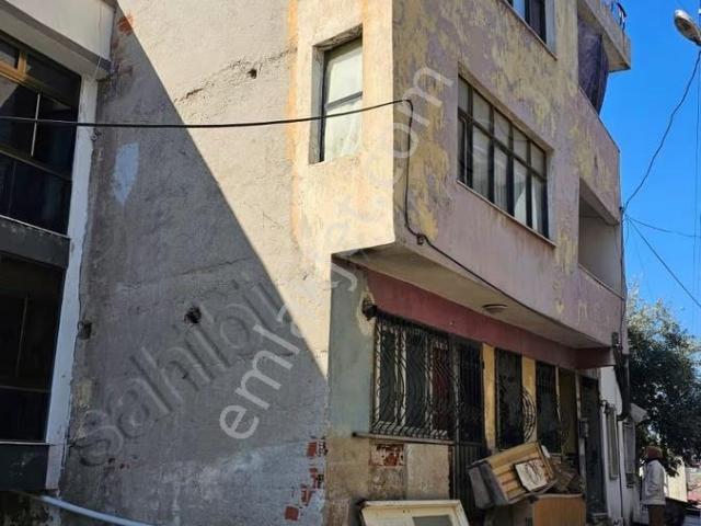 Buca İnönü Mahallesi Zemin Üstü 2 Kat İmarlı Satılık Müstakil Ev