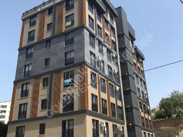 Buca Kuruçeşme'de 1+1 Full Eşyalı Satılık Daire