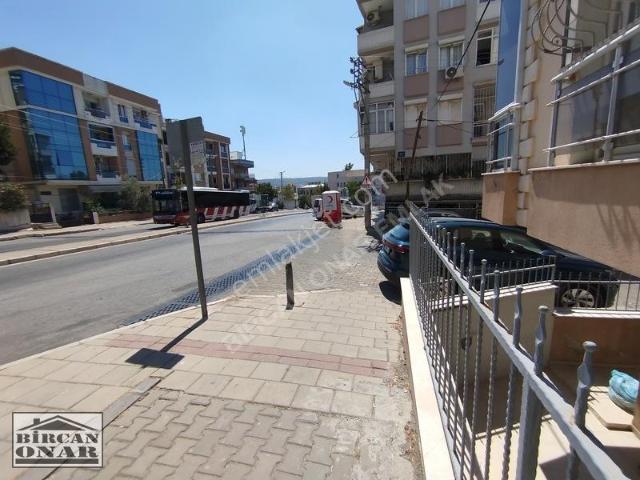 Buca Kocatepe Mahallesi Köşe Ve Bulvar Yol Cepheli 120m2 Dubleks