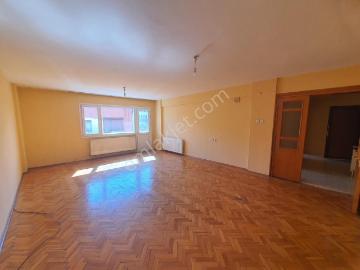 Buca Kozağaç Hasanağa Parkı Yakını 4+1 Kiralık Daire