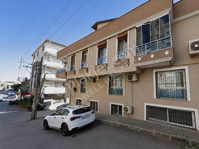 Buca Seyfi Demirsoy Kadın Doğum Hast. Karşısı Eşyalı Kiralık 1+1