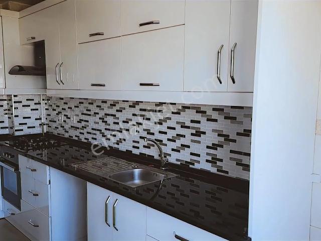 Buca Tınaztepe 2+1 En İyi Lokasyonda Geniş Kiralık Daire