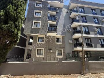 Buca Tınaztepe Da Asansörlü Balkonlu Eşyalı 1+1 Kiralık Daire