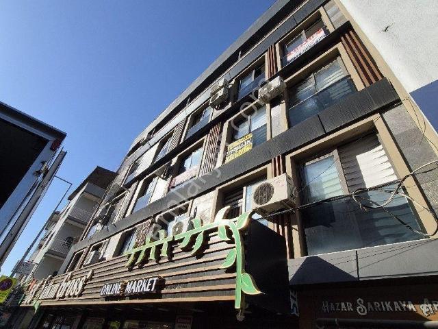 Buca Tınaztepe Kampüs Yakını Cadde Üstü 1+1 Ara Kat Full Eşyalı Yeni Daire