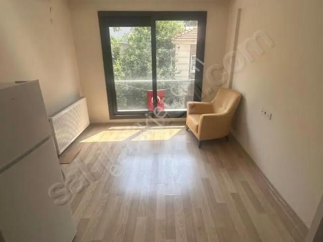 Buca Üçkuyular Asansörlü 2+1 Açık Mutfak Kiralık Daire