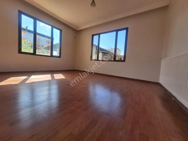 Buca Ufuk Mahallesi 2+1 Kapalı Mutfak Kiralık Daire